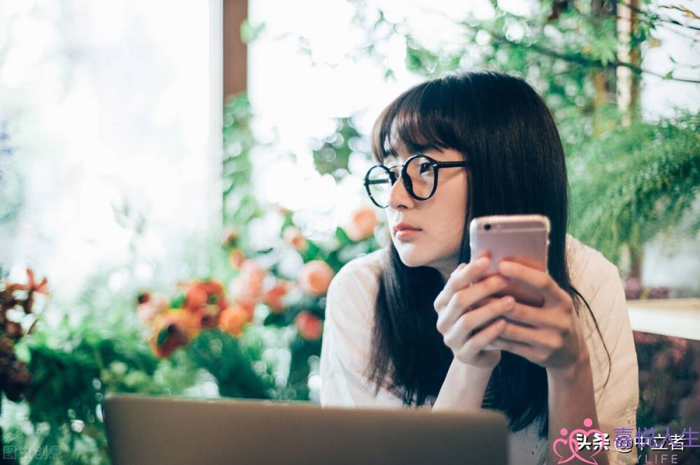被搭讪的女生类型(一般什么样的女生会经常被要微信)
