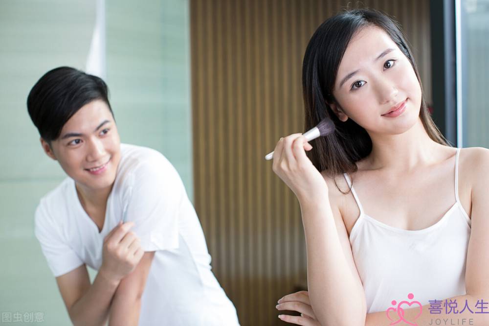 五十岁的女人，一旦出轨，有什么特别的预兆？