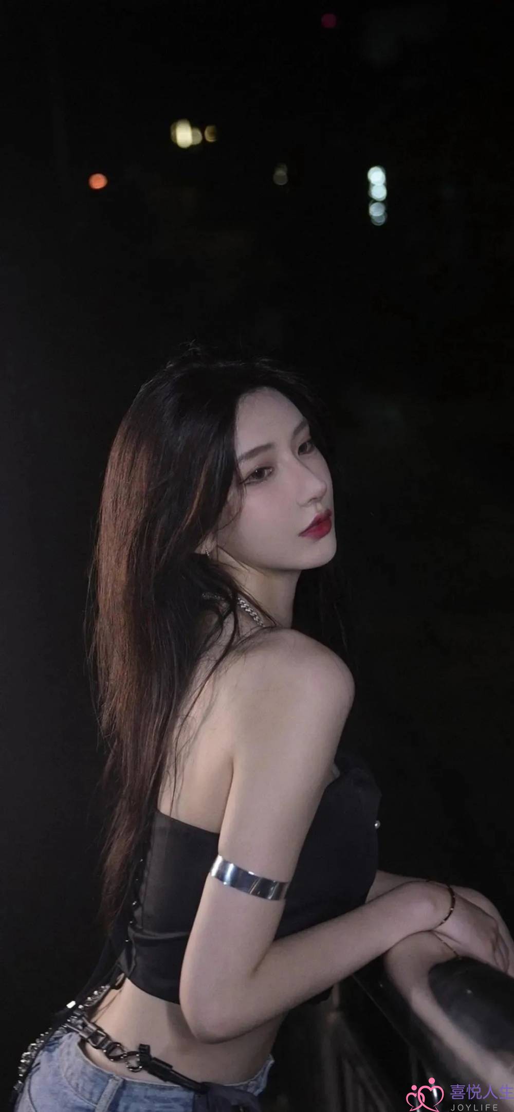 女朋友打电话让我先挂(有个任性的女朋友是什么体验)