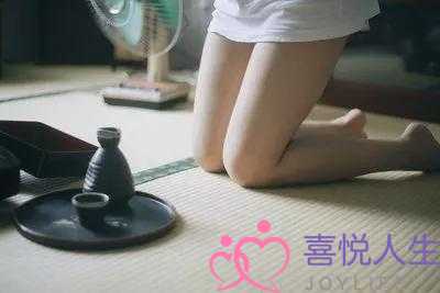 第一次跟女生约会聊什么？